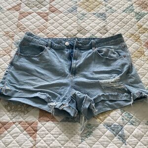 No boundaries Jean shorts-junior size 15